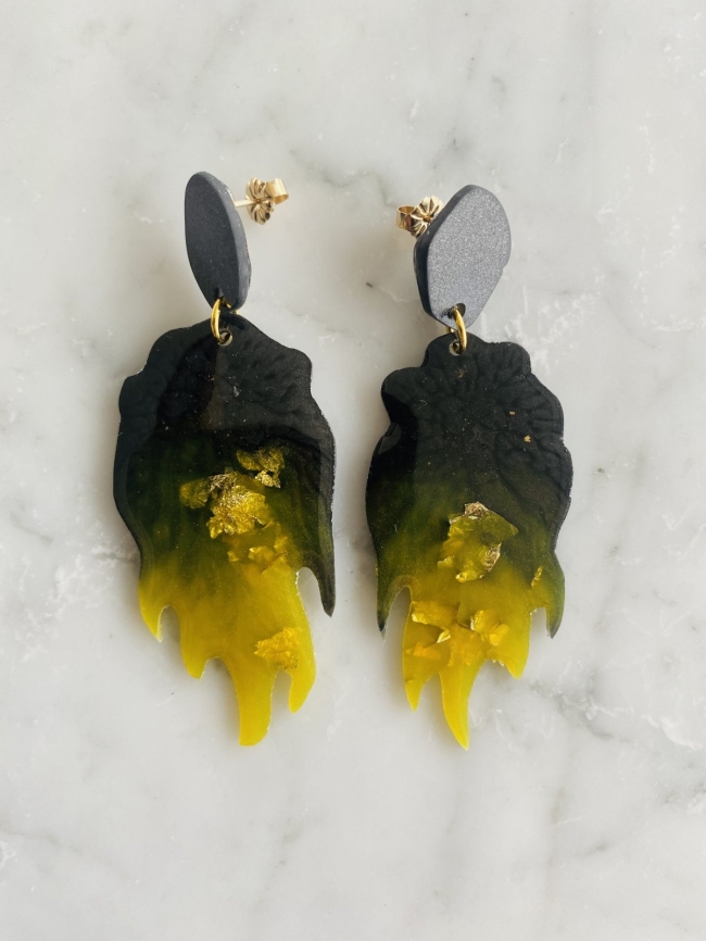 Boucles d'oreilles Subway or et feuilles d'or en résine (Nouveau)