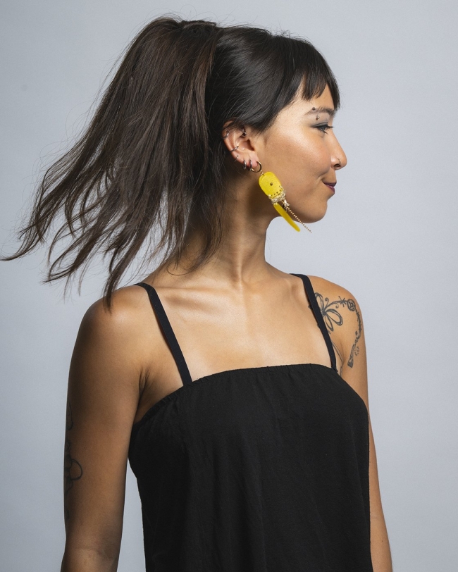 Boucles d'oreilles en résine, crochet, coquillage Lucia y el sexo (Nouveau)